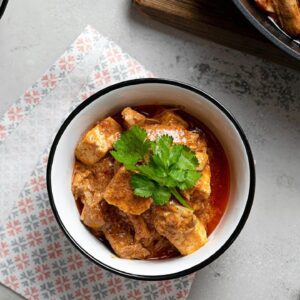 Low-Carb Butter Paneer Chicken Curry