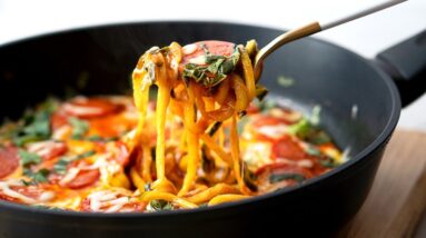 Keto One-Pan Pizza Zoodles